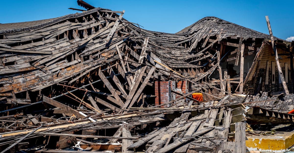 Cover Image for What Triggers a Hurricane Deductible? Named Storms and Declaration Rules