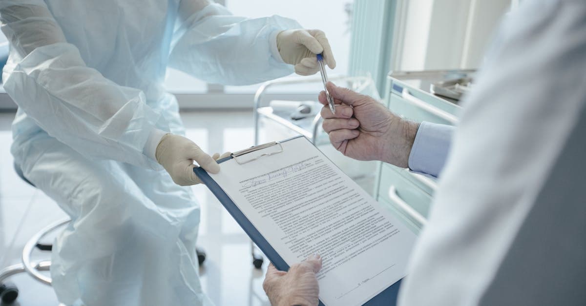 Cover Image for Life Insurance Medical Exam Urine Tests: What Insurers Are Looking For